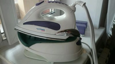 Лот: 7880885. Фото: 1. Утюг, парогенаратор, паровой утюг... Утюги, парогенераторы, отпариватели