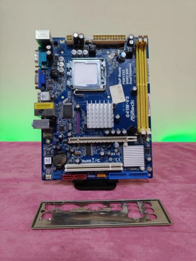 Лот: 24766386. Фото: 1. Мат. плата ASRock G41M-VS/LGA775... Материнские платы