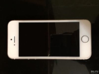 Лот: 9213116. Фото: 1. Продам iphone 5S gold. Смартфоны