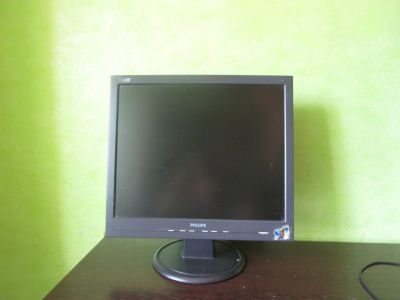 Лот: 15832660. Фото: 1. Монитор Philips. ЖК-мониторы