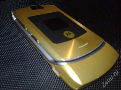 Лот: 217452. Фото: 1. MOTOROLA DOLCE GABBANA. Кнопочные мобильные телефоны