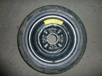 Лот: 6290965. Фото: 1. Продам запаску банан на 15, сверловка... Шины на дисках