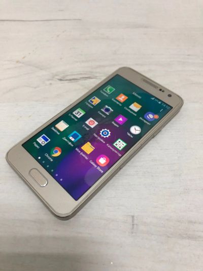 Лот: 18881626. Фото: 1. Смартфон Samsung A3 SM-A300F. Смартфоны