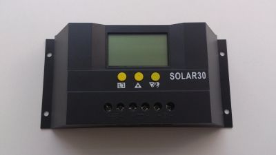Лот: 14133057. Фото: 1. Контроллер заряда АКБ для солнечной... Солнечные батареи