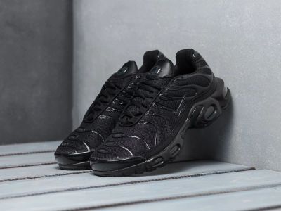 Лот: 17093685. Фото: 1. Кроссовки Nike Air Max Plus (9482... Кеды, кроссовки, слипоны