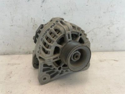 Лот: 24627518. Фото: 1. генератор Renault Fluence L30R. Двигатель и элементы двигателя