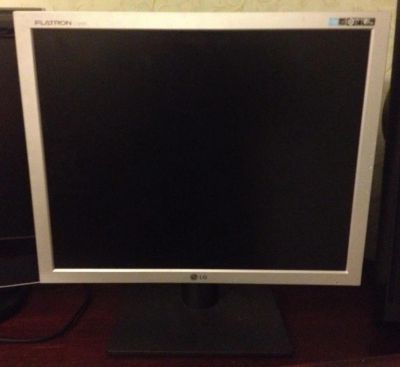 Лот: 6516800. Фото: 1. 19" ЖК монитор LG Flatron L1919S-SF. ЖК-мониторы