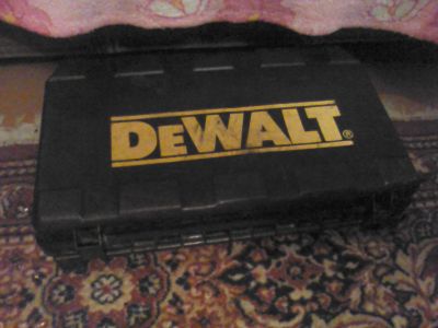 Лот: 4366379. Фото: 1. Перфоратор DeWalt d25113. Электроинструмент