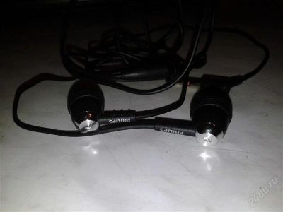 Лот: 2476929. Фото: 1. наушники Philips BASS. Другое (аудиотехника)