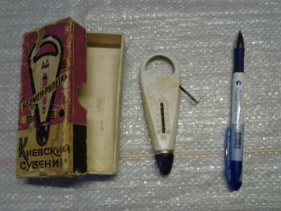 Лот: 5840353. Фото: 1. безмен - рулетка "Киевский сувенир... Орудия труда