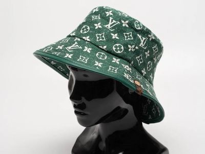Лот: 24974641. Фото: 1. Панама Louis Vuitton. Шарфы, платки