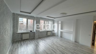 Лот: 23957948. Фото: 1. Продам 3-комн. кв. 77.1 кв.м... Квартиры, студии