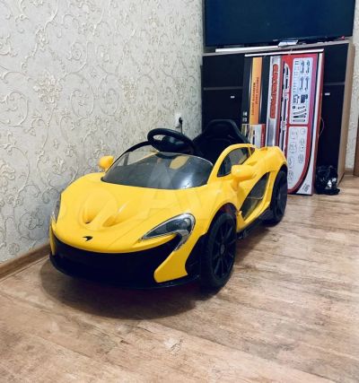 Лот: 17291357. Фото: 1. Электромобиль детский MacLaren... Детские электромобили