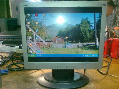 Лот: 3239152. Фото: 1. Монитор Samsung 740n. ЖК-мониторы