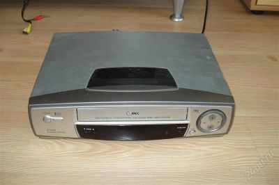 Лот: 2296929. Фото: 1. Видеомагнитофон LG BC290W,. Видеомагнитофоны