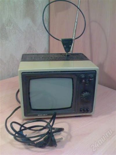Лот: 515227. Фото: 1. Портативный советский телевизор... Телевизоры