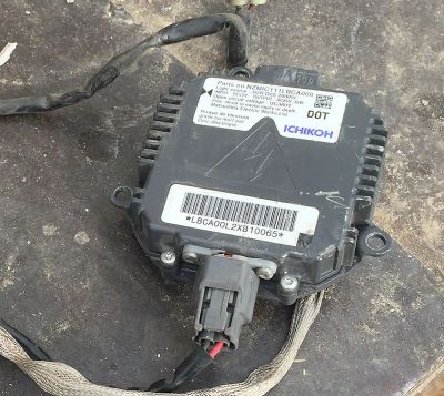 Лот: 7271299. Фото: 1. Блок розжига ксенон. Subaru forester... Оптика и освещение