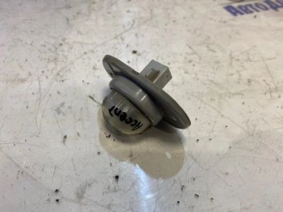 Лот: 21714089. Фото: 1. подсветка номера Hyundai Accent... Двигатель и элементы двигателя