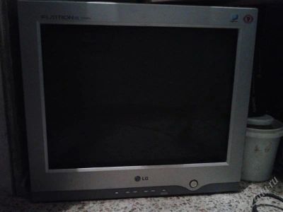 Лот: 1012949. Фото: 1. монитор lg flatrone ez t710ph... ЭЛТ-мониторы
