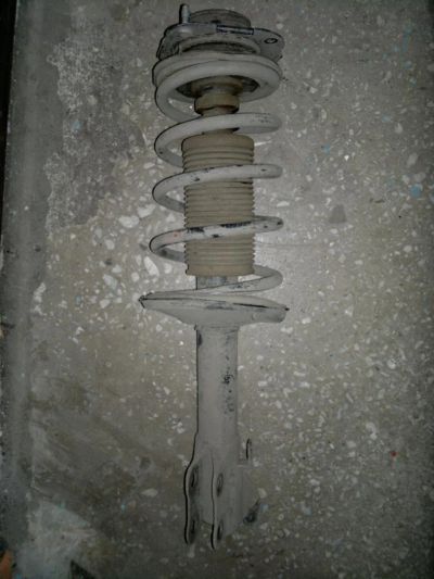 Лот: 3363314. Фото: 1. Стойка в сборе Toyota Raum куз... Ходовая, подвеска, рулевое управление