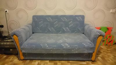 Лот: 9674793. Фото: 1. Диван б/у. Диваны