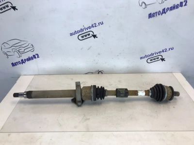 Лот: 21706278. Фото: 1. привод Ford Focus CB4. Двигатель и элементы двигателя