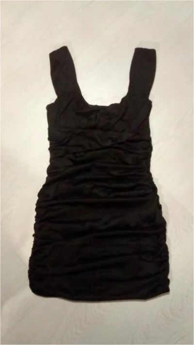 Лот: 11011441. Фото: 1. маленькое черное платье вечернее... Платья