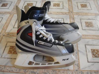 Лот: 1649491. Фото: 1. Nike Bauer Vapor VII (хоккейные... Коньки