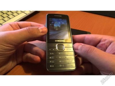 Лот: 5666154. Фото: 1. Samsung GT-S5610. Кнопочные мобильные телефоны