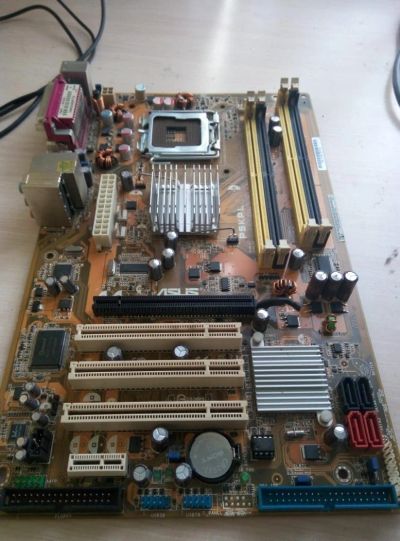 Лот: 7055349. Фото: 1. материнская плата asus p5kpl. Материнские платы