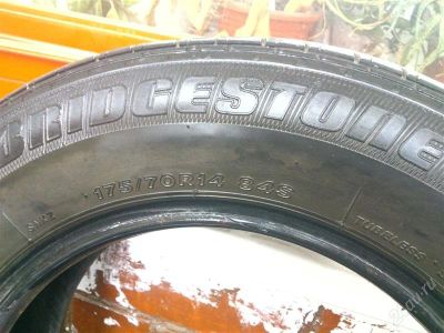 Лот: 2774678. Фото: 1. Bridgestone Sneaker 175/70 R14. Шины