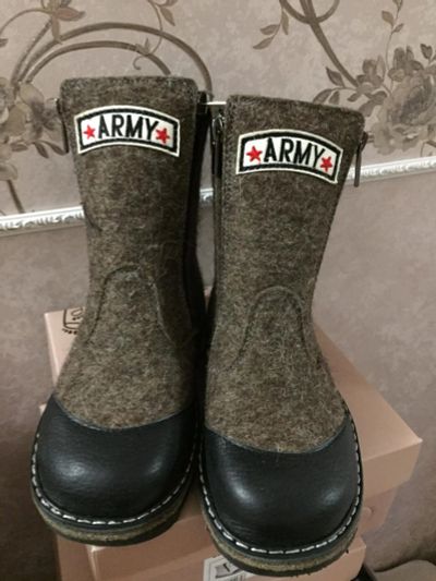 Лот: 10389824. Фото: 1. Унтоваленки . Новые . Валенки, угги, унты