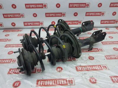 Лот: 20901478. Фото: 1. Стойка подвески Toyota Noah ZRR70W... Ходовая, подвеска, рулевое управление