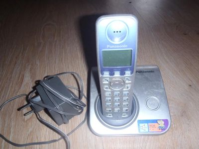 Лот: 3525751. Фото: 1. Продам радиотелефон Panasonic. DECT и радиотелефоны