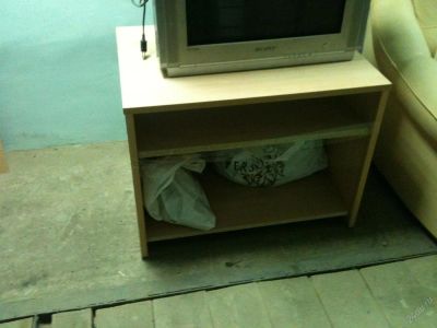 Лот: 2971356. Фото: 1. тумба для телевизора. Стойки и тумбы для аппаратуры