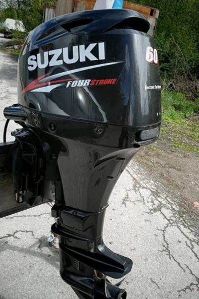 Лот: 25362797. Фото: 1. 4х-тактный лодочный мотор SUZUKI... Лодочные моторы