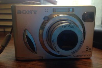 Лот: 4233005. Фото: 1. Цифровой фотоаппарат SONY Cyber-Shot... Цифровые компактные
