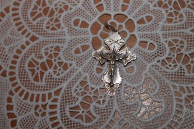 Лот: 2865558. Фото: 1. крестик серебрянный. Кулоны, подвески