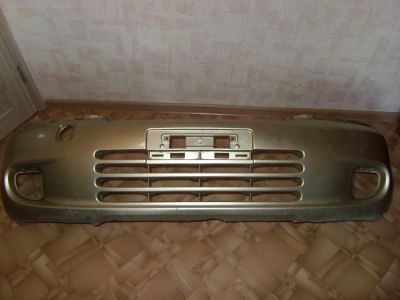 Лот: 9539456. Фото: 1. Бампер передний Toyota FunCargo... Кузов