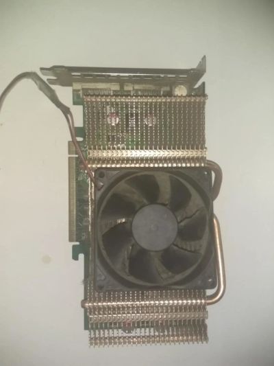 Лот: 11273038. Фото: 1. GeForce 9800GT. Видеокарты