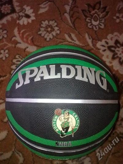 Лот: 1045973. Фото: 1. Баскетбольный мяч Spalding (boston... Другое (спортивные товары)
