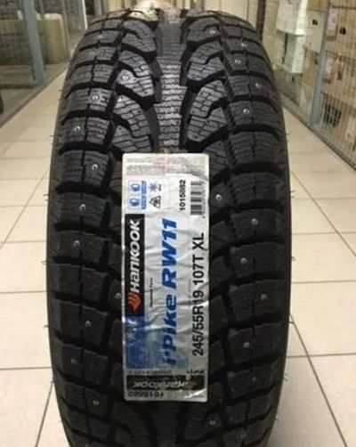 Лот: 19443200. Фото: 1. Шины 245/55 R19 Hankook RW11... Шины