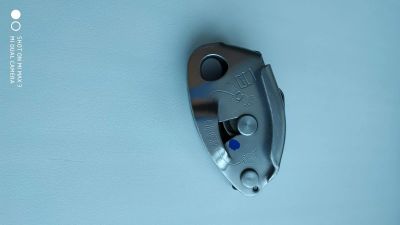 Лот: 17834515. Фото: 1. Petzl grigri 2. Альпинизм и скалолазание