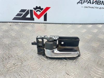 Лот: 25718147. Фото: 1. ручка двери внутренняя toyota... Двигатель и элементы двигателя