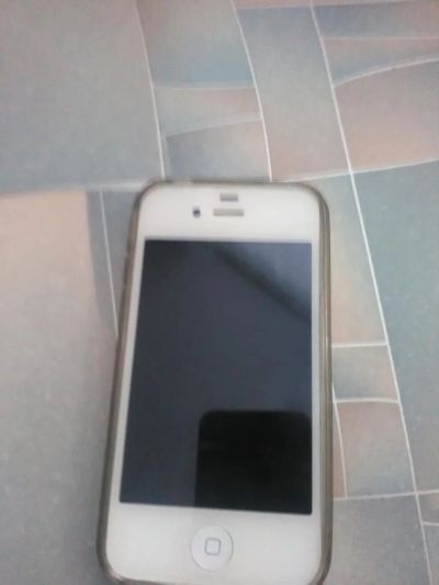 Лот: 4690065. Фото: 1. iphone 4. Смартфоны