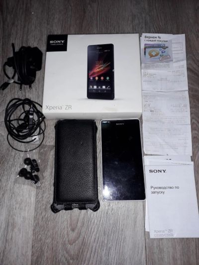 Лот: 10533609. Фото: 1. Смартфон. Sony Xperia ZR. Смартфоны