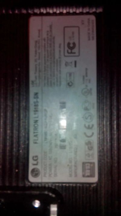 Лот: 7544948. Фото: 1. Продам монитор LG 19 дюймов в... ЖК-мониторы