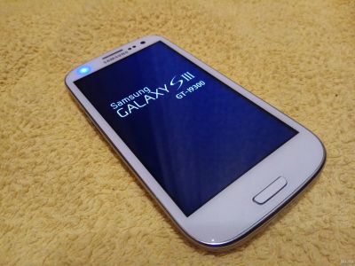 Лот: 13657118. Фото: 1. Смартфон samsung galaxy s3 GT-I9300. Смартфоны