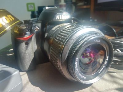 Лот: 11906796. Фото: 1. Зеркальный фотоаппарат Nikon D3000... Цифровые зеркальные
