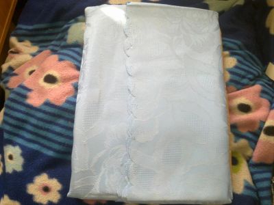 Лот: 3174576. Фото: 1. Скатерть голубая новая. Другое (домашний текстиль)